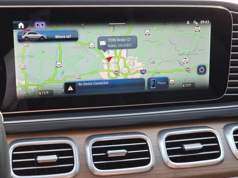Used 2026 Mercedes-Benz GLE 450 4MATIC image 4