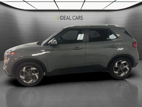 Used 2022 Hyundai Venue SEL w/ Cargo Package FWD image 8
