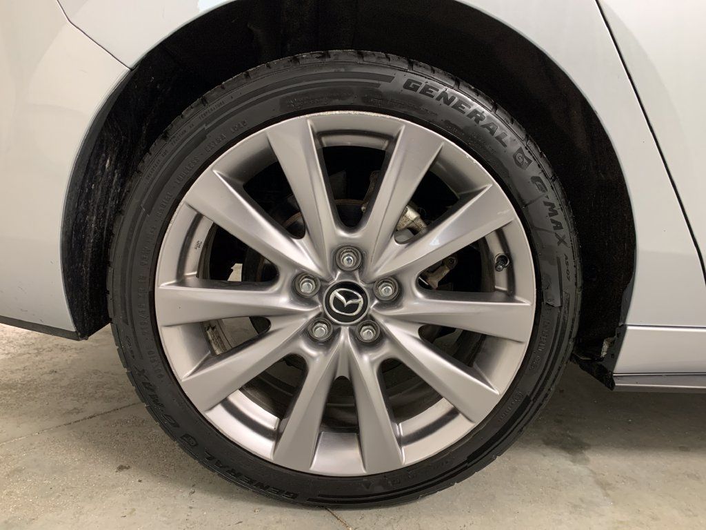 Used 2020 MAZDA MAZDA3 Sedan w/ Select Package FWD image 10