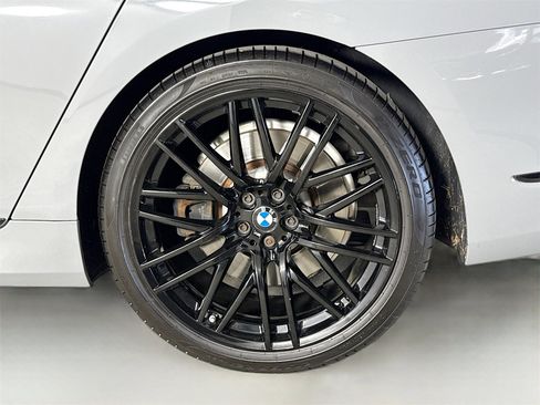 Used 2021 BMW 750i xDrive w/ Executive Package image 33