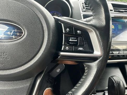 Used 2018 Subaru Outback 2.5i Touring w/ Popular Package #3 AWD/4WD image 22