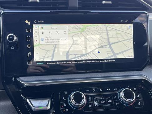 Used 2025 GMC Sierra 1500 Denali image 14