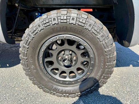 Used 2013 Ford F150 Raptor w/ Luxury Equipment Group image 19