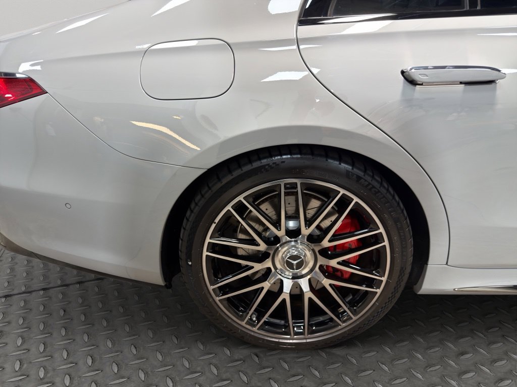 Used 2024 Mercedes-Benz S 63 AMG S w/ Rear Seat Package image 29
