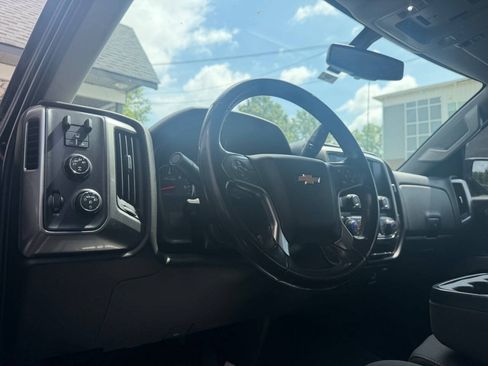 Used 2016 Chevrolet Silverado 1500 LT w/ Midnight Edition AWD/4WD image 10