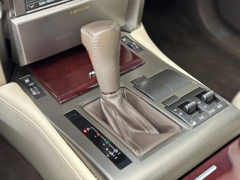 Used 2010 Lexus GX 460 image 19
