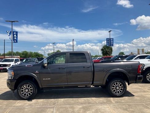 Used 2023 RAM 2500 Limited AWD/4WD image 4
