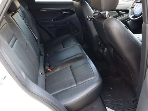 Used 2020 Land Rover Range Rover Evoque SE AWD/4WD image 17