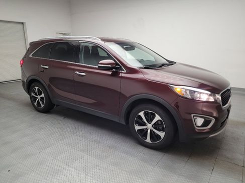 Used 2018 Kia Sorento EX FWD image 11