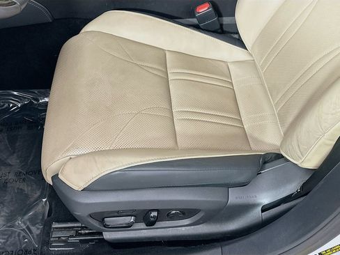 Used 2020 Lexus ES 350 Luxury w/ Accessory Package 2 image 29