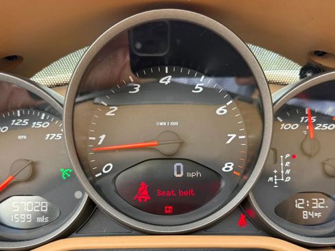 Used 2010 Porsche Boxster RWD image 35