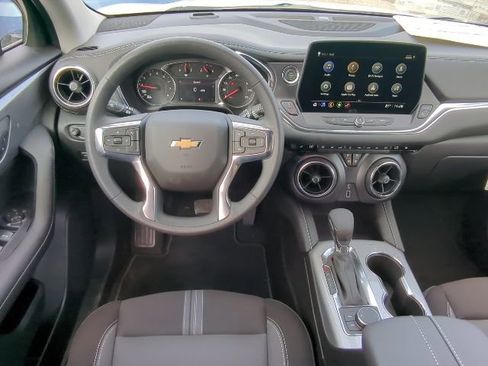 New 2026 Chevrolet Blazer LT image 4