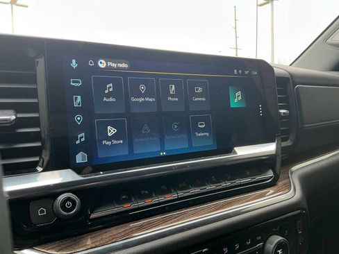 Used 2025 Chevrolet Silverado 1500 LT Trail Boss AWD/4WD image 9