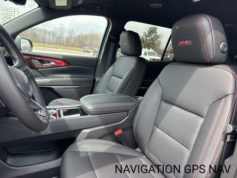New 2026 Chevrolet Traverse Z71 image 9
