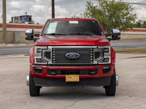 Certified 2022 Ford F450 Platinum w/ FX4 Off-Road Package AWD/4WD image 3