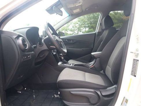 Used 2021 Hyundai Kona SEL FWD image 13