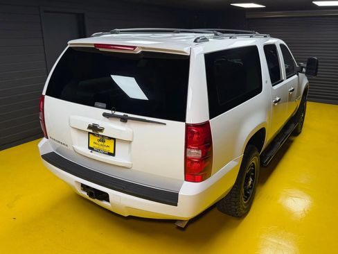 Used 2009 Chevrolet Suburban 2500 LT w/ Skid Plate Package image 48