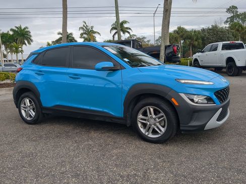 Used 2022 Hyundai Kona SE image 2