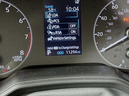 Used 2025 Toyota Corolla LE image 18