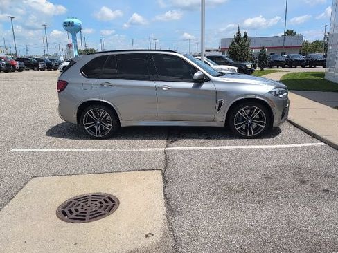 Used 2017 BMW X5 M AWD/4WD image 5
