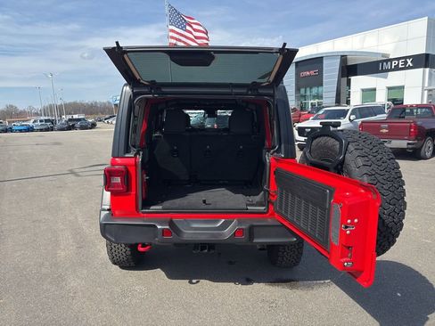 Used 2025 Jeep Wrangler Rubicon image 26