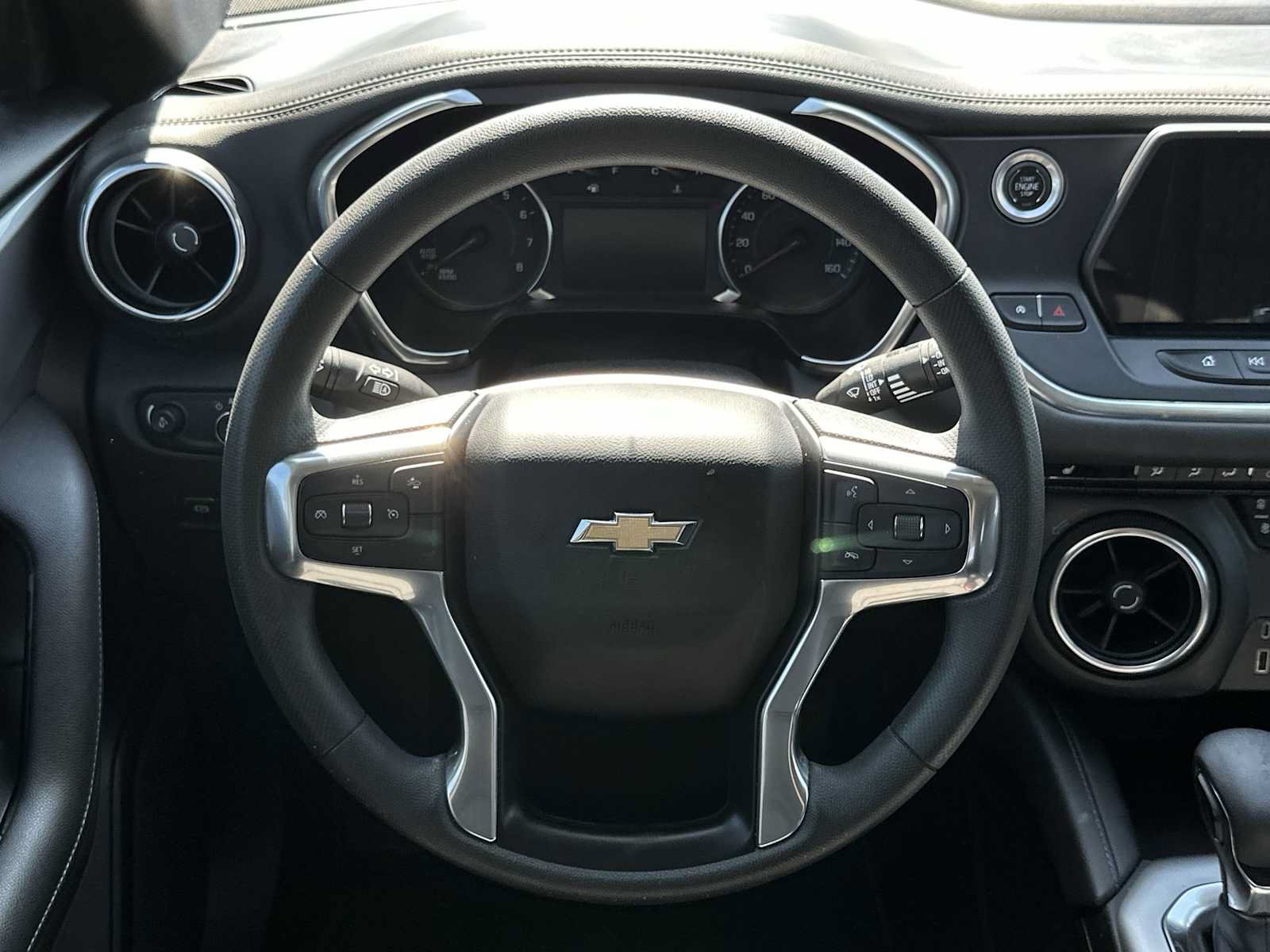 Used 2022 Chevrolet Blazer LT FWD image 23