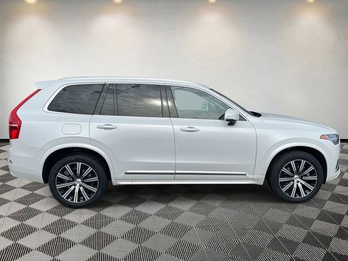 Used 2023 Volvo XC90 B6 Plus w/ Protection Package image 2