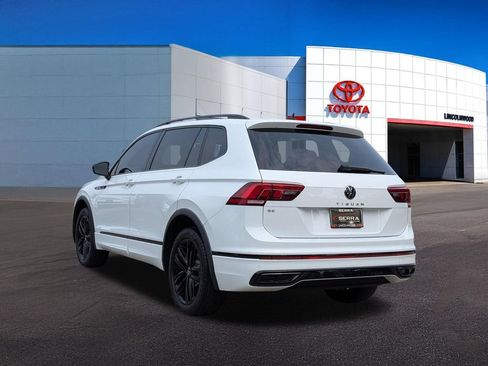 Used 2022 Volkswagen Tiguan SE R-Line FWD image 13