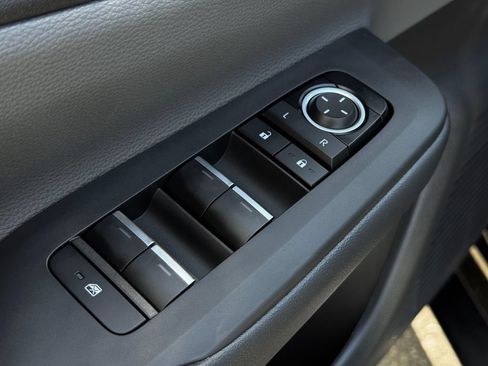 Certified 2025 Toyota Prius XLE AWD/4WD image 11