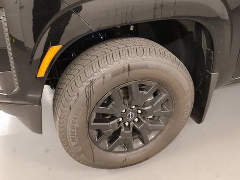 New 2026 Nissan Frontier SV w/ All-Weather Content Package AWD/4WD image 8