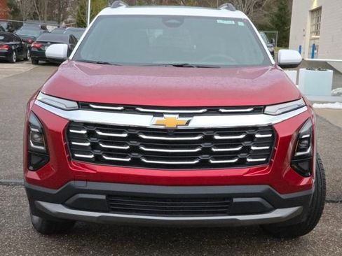 New 2026 Chevrolet Equinox LT w/ Convenience Package II AWD/4WD image 19