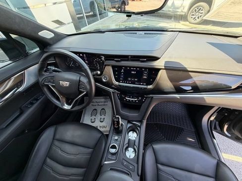 Used 2022 Cadillac XT6 Sport w/ Platinum Package AWD/4WD image 37