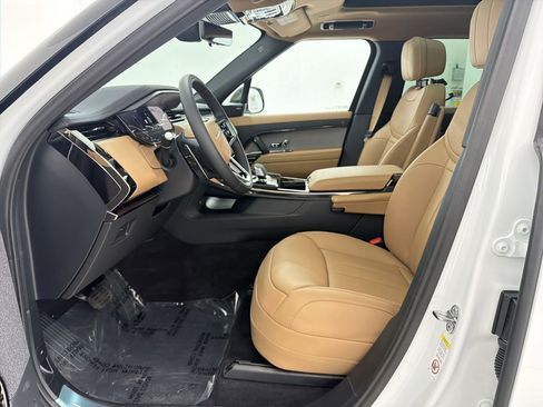 New 2026 Land Rover Range Rover Sport SE image 5