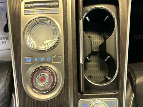 Certified 2021 Genesis GV80 2.5T w/ Prestige Package 04 image 28