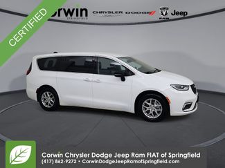 Certified 2024 Chrysler Pacifica Touring-L FWD video 1