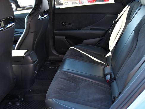 Used 2025 Hyundai Elantra N FWD image 37