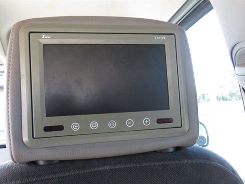 Used 2003 Ford Explorer XLT image 18