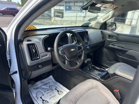 Used 2021 Chevrolet Colorado W/T w/ WT Convenience Package RWD image 9