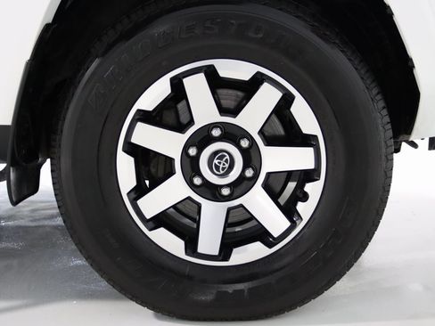 Used 2023 Toyota 4Runner TRD Off-Road image 79