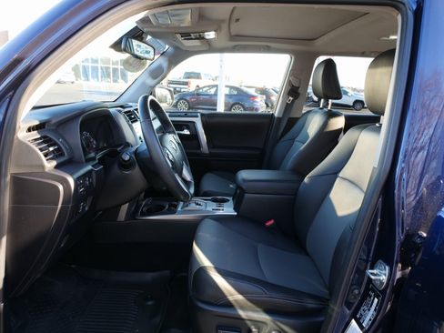 Used 2023 Toyota 4Runner SR5 Premium image 14