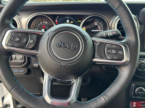 Used 2021 Jeep Wrangler Unlimited Rubicon w/ Steel Bumper Group image 25