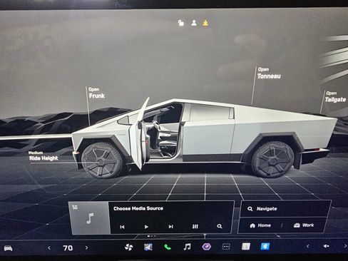 Used 2024 Tesla Cybertruck AWD Crew Cab image 15