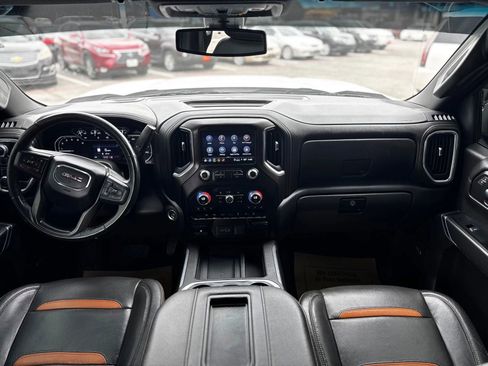 Used 2022 GMC Sierra 1500 AT4 w/ AT4 Premium Package AWD/4WD image 5