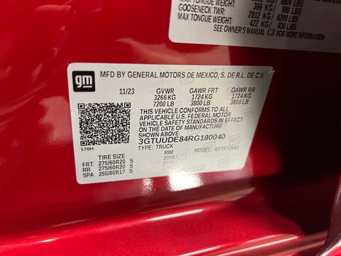 Certified 2024 GMC Sierra 1500 SLT w/ SLT Premium Plus Package AWD/4WD image 28