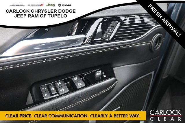 Used 2023 Jeep Wagoneer Series II AWD/4WD image 15
