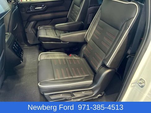 Used 2025 GMC Yukon XL AT4 Ultimate w/ LPO, AT4 Appearance Package AWD/4WD image 31