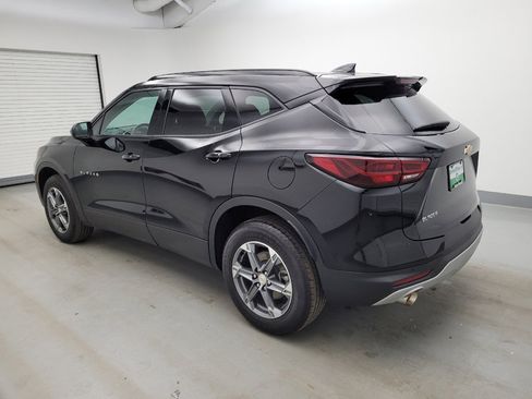 Used 2024 Chevrolet Blazer LT w/ Convenience Package FWD image 3