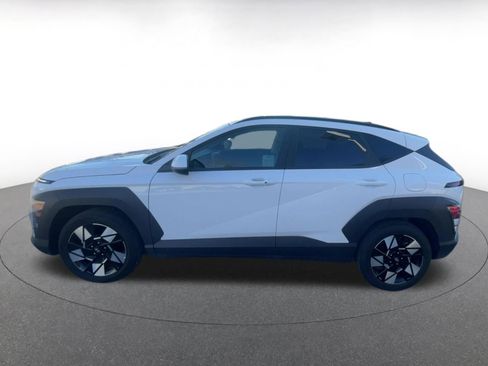 Used 2025 Hyundai Kona SEL image 8