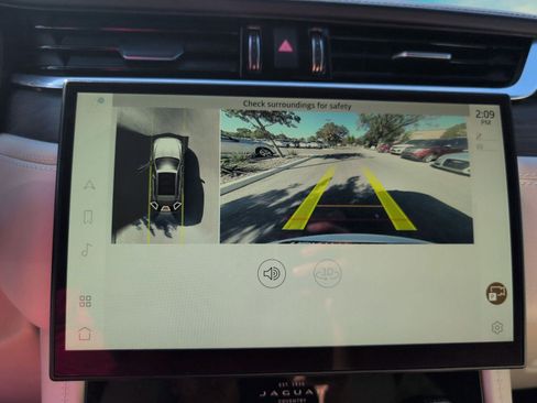 Used 2021 Jaguar F-PACE S image 12