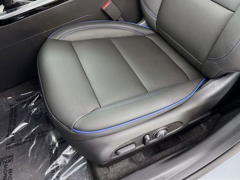 New 2026 Buick Envista Sport Touring w/ Convenience I Package image 18